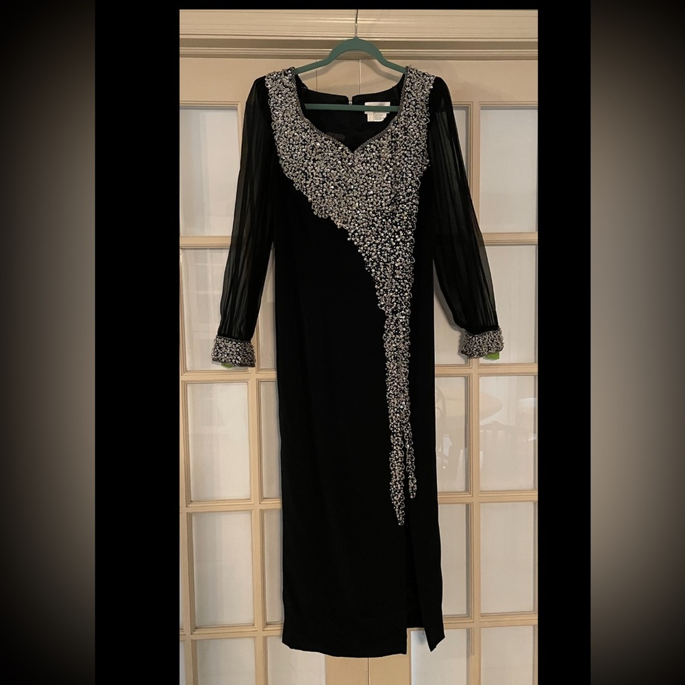 Landa cocktail dress , size L , color black